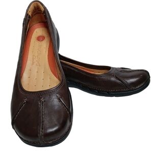 Clarks Unstructured Womens Brown Leather Slip On Shoes Size 5.5 M Cute Comfy